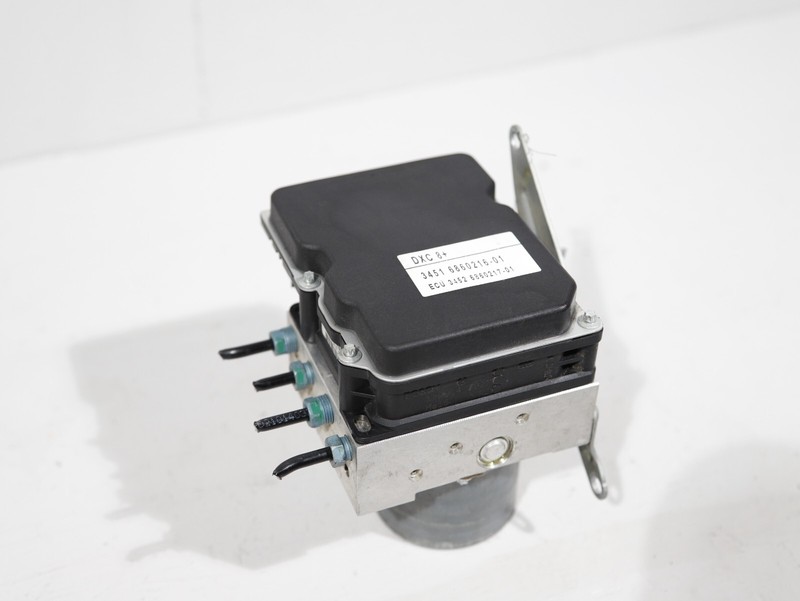 OEM 2012-15 BMW X1 Series E84 Hydraulic Unit ABS DXC Pump Module 6860216 6860217