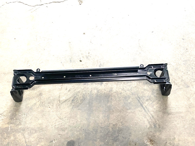 15-22 CHRYSLER 300 FRONT LOWER RADIATOR SUPPORT BRACKET OEM #A0.20