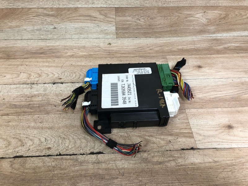 MINI COOPER OEM R50 R52 R53 FRONT LIGHT FOOTWELL BODY CONTROL MODULE 02-06 6