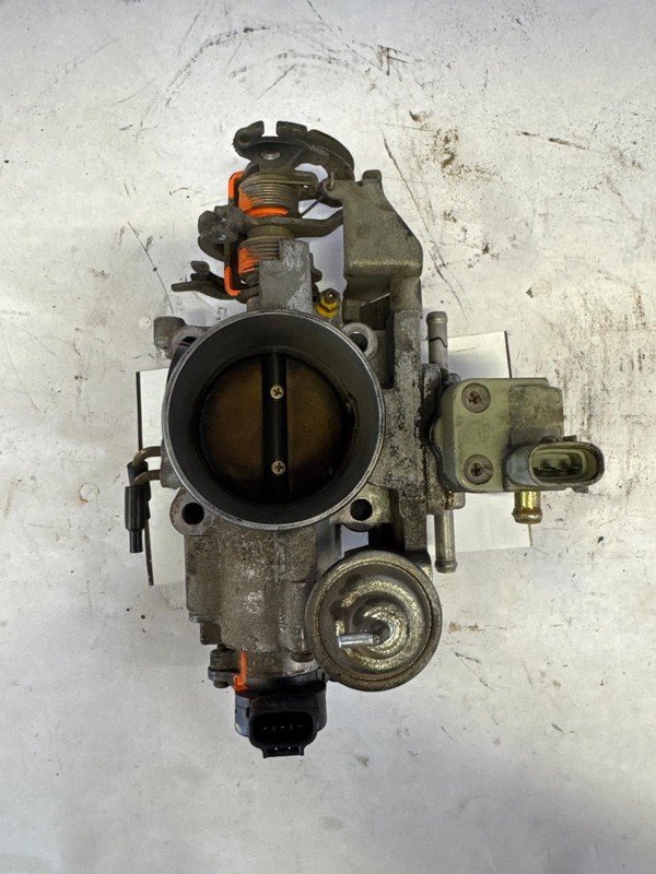 Throttle Body/valve Assy TOYOTA 4RUNNER 96 97 98 99 00