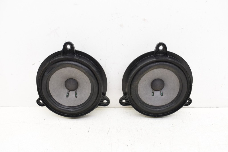 2006 Nissan 350Z Front Left Right BOSE Door Speaker Set Pair OEM KW67