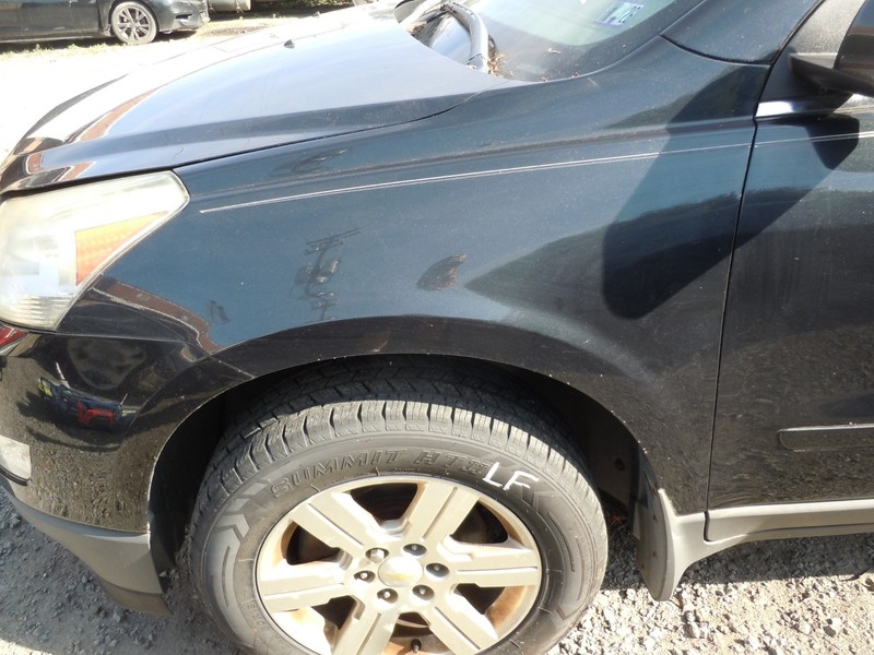 2009-2017 Chevrolet Traverse Fender Driver Left LH OEM 83C