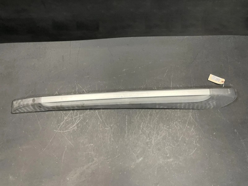 Left Roof Rack Rail 2018 Buick Encore 95437103 2015 2016 2017 2019 2020 - 2022