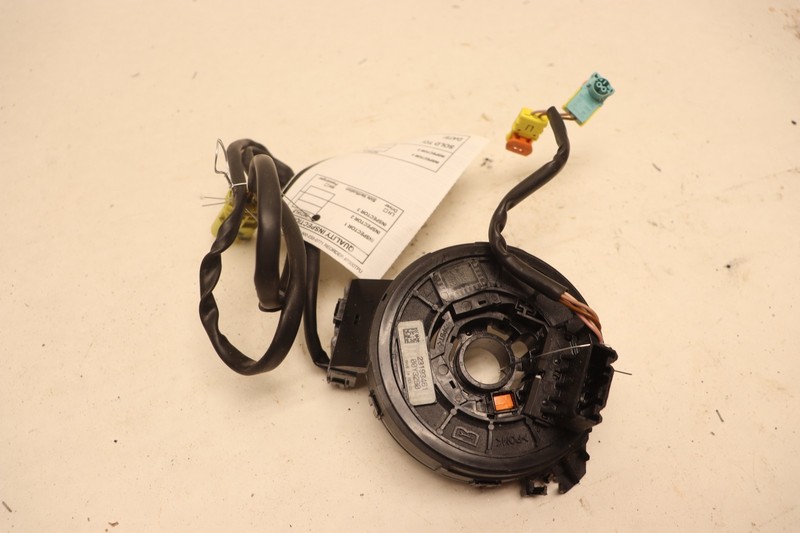 2015-2020 CHEVY SUBURBAN STEERING WHEEL COLUMN CLOCK SPRING SRS AIR BAG OEM