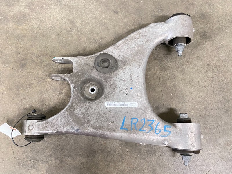 ⭐12-20 TESLA MODEL S REAR LEFT DRIVER LOWER CONTROL ARM ASSY OEM LOT2365