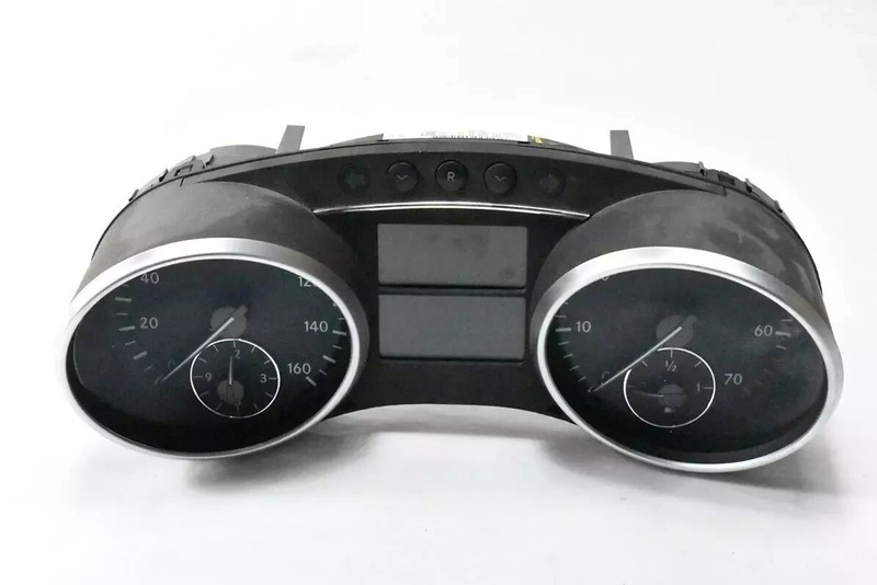 06-08 Mercedes X164 GL450 ML500 Instrument Speedometer Cluster 1645404847 OEM
