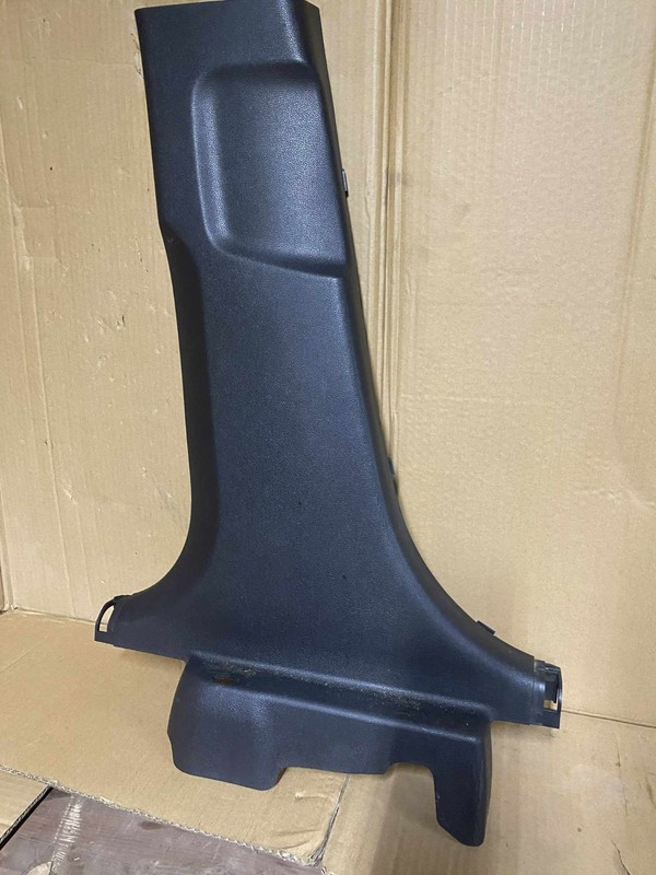 2011 HYUNDAI SONATA CENTER LeftB PILLAR LOWER COVER TRIM OEM+