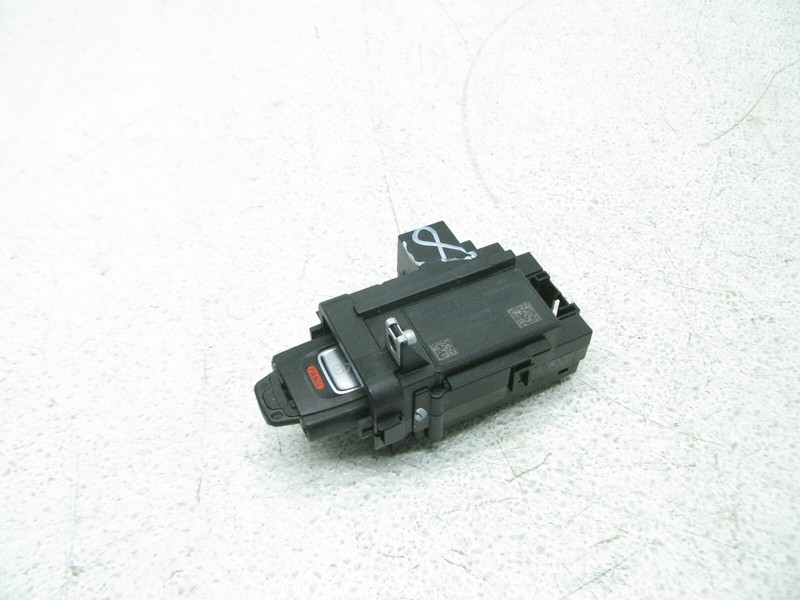 08-16 AUDI 8T A5 S5 RS5 A4 Q5 IGNITION SWITCH KEY SLOT STARTER CONSOLE OEM 05172