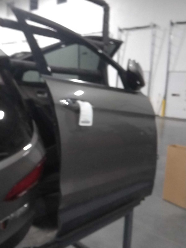 2018 Hyundai Santa Fe Right Front Door Grey 63K Miles OEM Replacement Part
