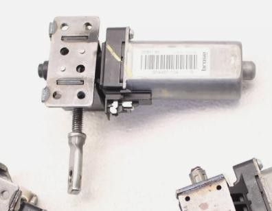 2010 - 2015 JAGUAR XF X250 DRIVER LEFT SEAT ADJUSTMENT MOTOR 7H4214547EA OEM