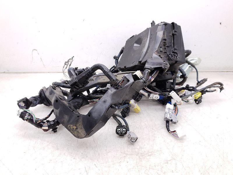 2016 Scion IM 2017 Toyota Corolla IM Engine Room Main Wire Harness 82111-1HX01