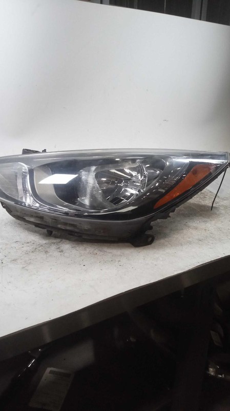 2014 Hyundai Accent Left Headlight Assembly Black Used 116K Miles OEM 147266