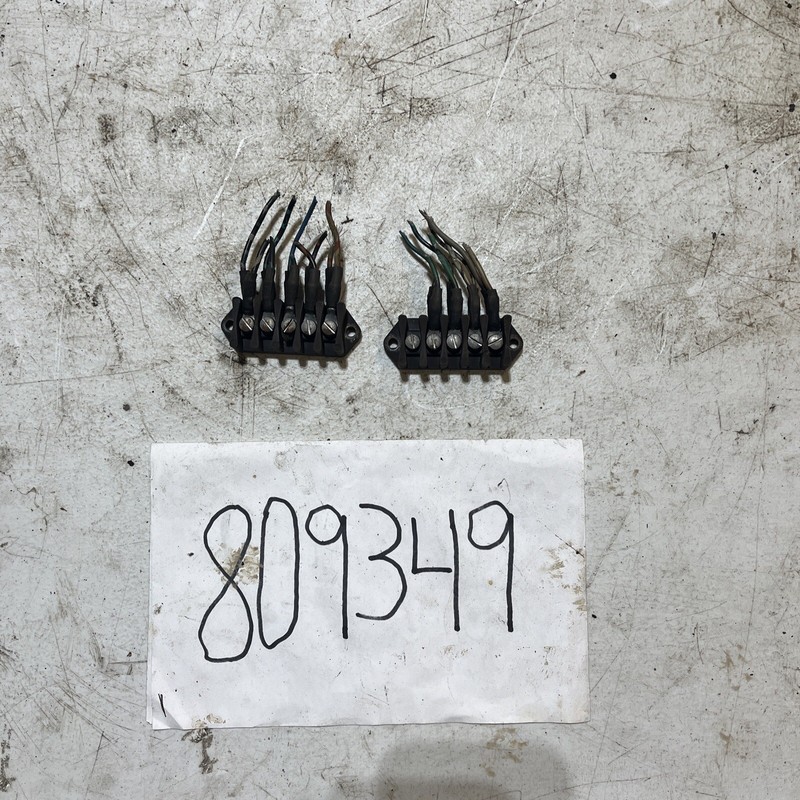 Mercedes Ponton W180,120,121 180/190/ 220 under Dash plastic wire Connectors