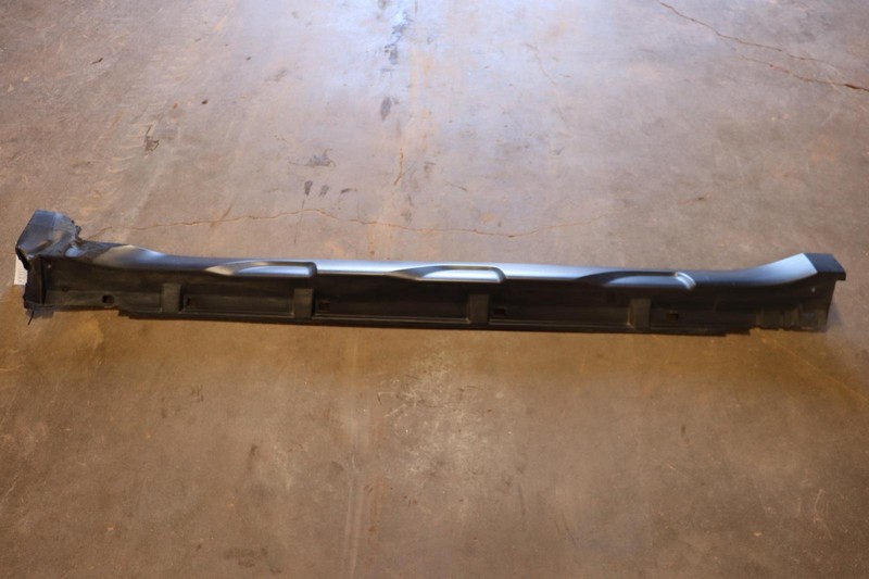 2015-2019 SUBARU OUTBACK LEFT DRIVER SIDE ROCKER SKIRT PANEL MOLDING OEM