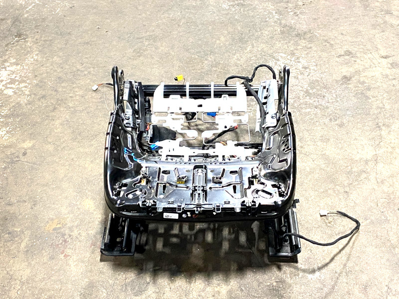 15-18 MERCEDES C300 W205 FRONT LEFT SIDE SEAT FRAME TRACK OEM A0.49