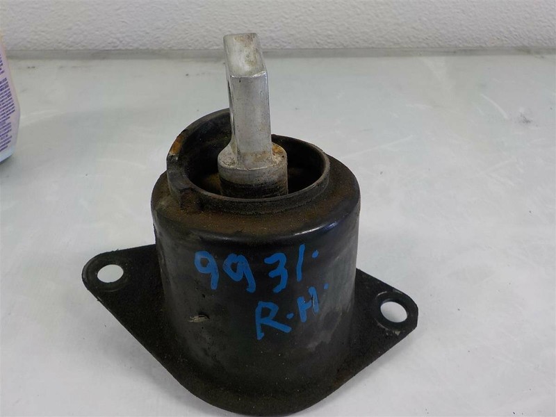 09 10 11 12 13 14 Acura Tsx At 2.4 Rh Passenger Side Engine Mount 50820-Ta0-A01