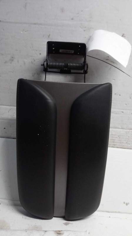 2020 Nissan Murano Center Console OEM Silver 628852 LID 4DR SUV 98K Miles