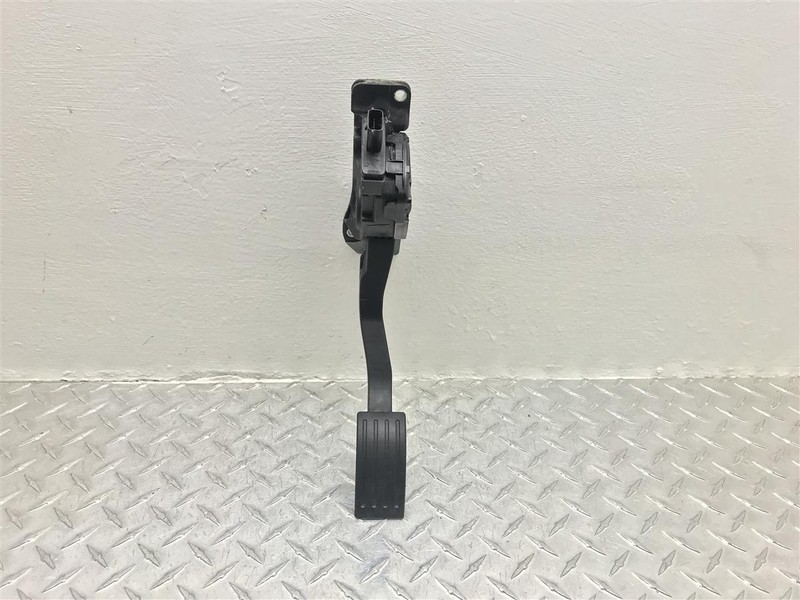 2013 FORD ESCAPE ACCELERATOR PEDAL OEM CV61-9F836-GB