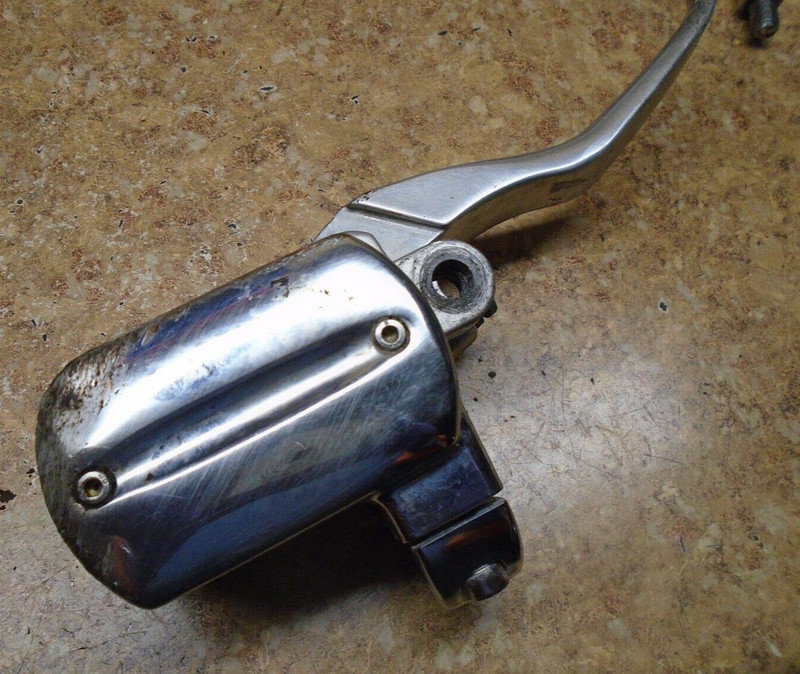 2000 Yamaha XVS650 XVS 650 A V Star Brake Master Cylinder Hand Lever Mount 01