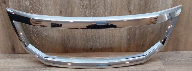 2008-2010 Honda Odyssey Molding, FR. Grille OEM 71122-SHJ-A022-M1