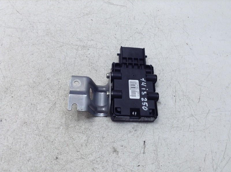 14-15 LEXUS IS250 FUEL PUMP CONTROL MODULE OEM
