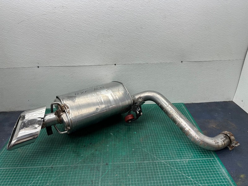 10-12 JAGUAR XF RIGHT PASSENGER SIDE EXHAUST MUFFLER W/ TIPS OEM