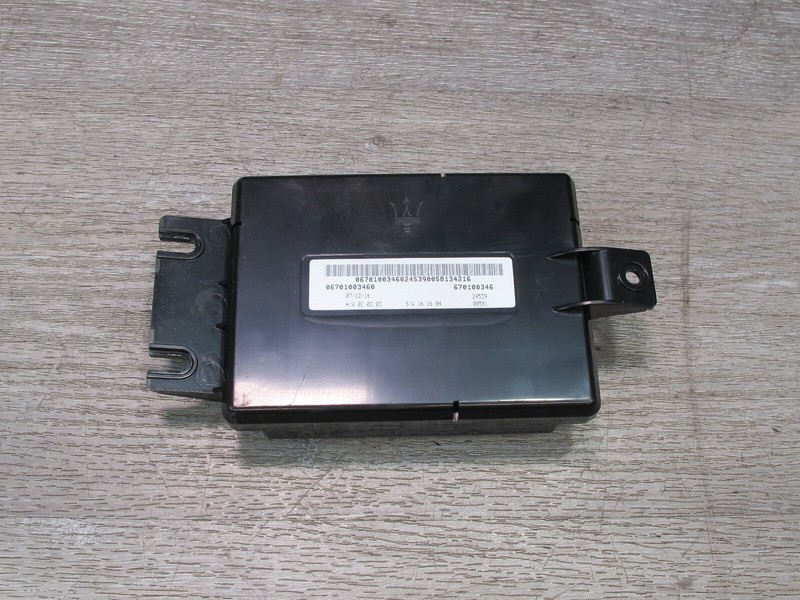 2017-2020 MASERATI LEVANTE M161 A/C AIR CONDITION CONTROL MODULE 6701003460