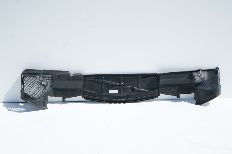 2008 - 2010 BMW 650I FRONT AIR DUCTGUIDE 7184553 OEM