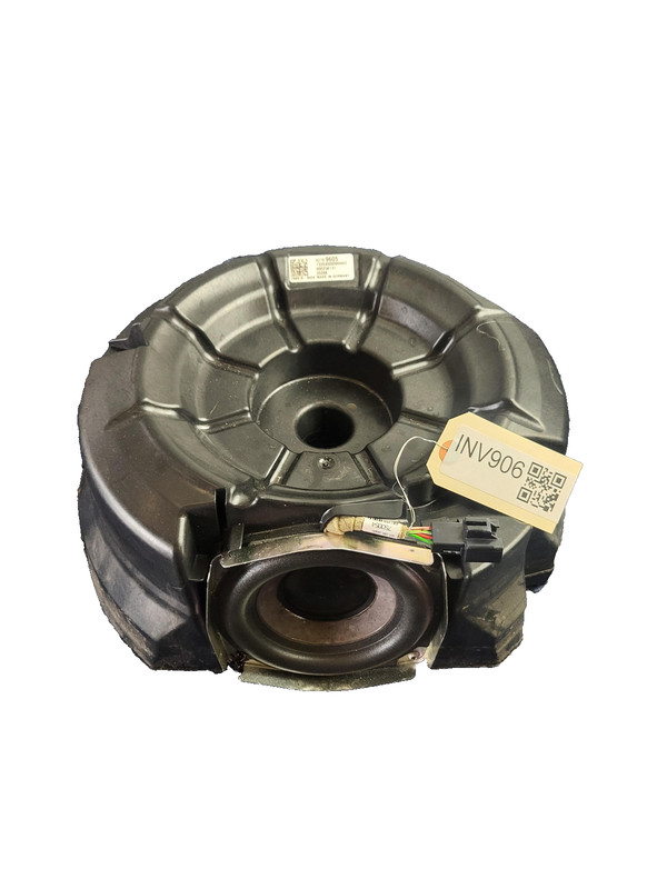 Used Oem Chevrolet Subwoofer Speaker 42709605 for 2021-2024 Trailblazer 1.3L AWD