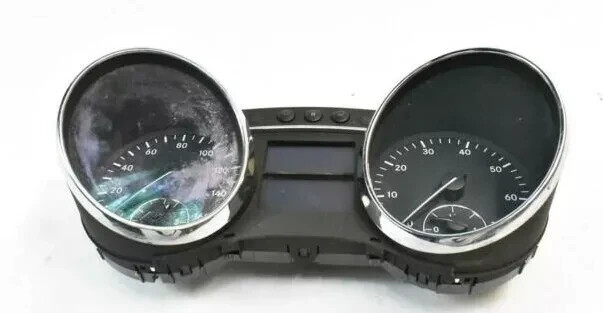 06-07 Mercedes W251 R350 R500 MPH Instrument Cluster Speedometer 2515409747 OEM