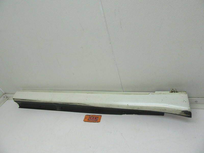 MOLDING ROCKER PANEL PASSENGER SIDE SKIRT RIGHT FRONT WHITE RF LEXUS GS300 GS400