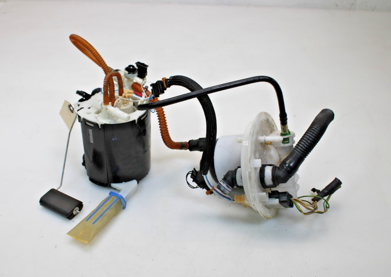 2012-2017 RANGE ROVER EVOQUE GAS FUEL PUMP SENDING UNIT W / LEVEL SENSOR OEM