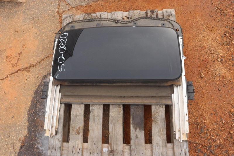 2013-2020 NISSAN PATHFINDER UPPER SUNROOF MOONROOF GLASS ASSEMBLY OEM