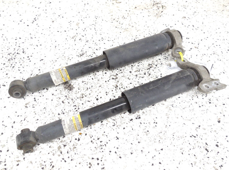 2017 17 Chevrolet Malibu Rear Shock Absorber Left Right Pair OEM
