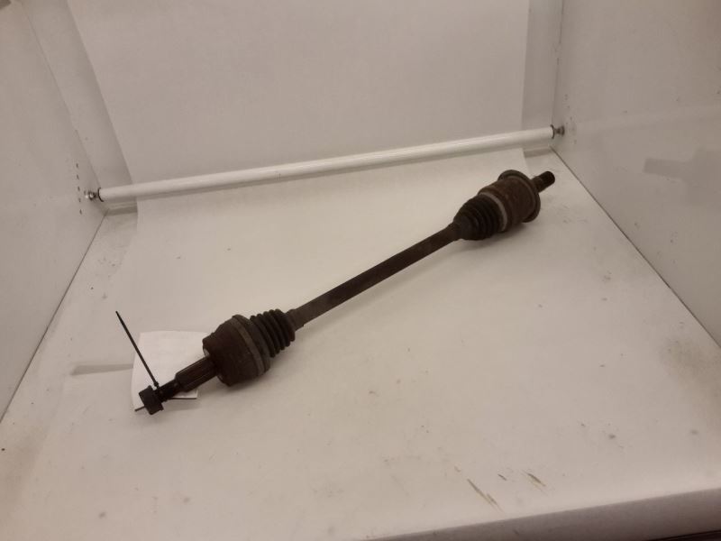 Passenger Right Axle Shaft Rear Axle 2.7L Fits 09-10 300 2481932