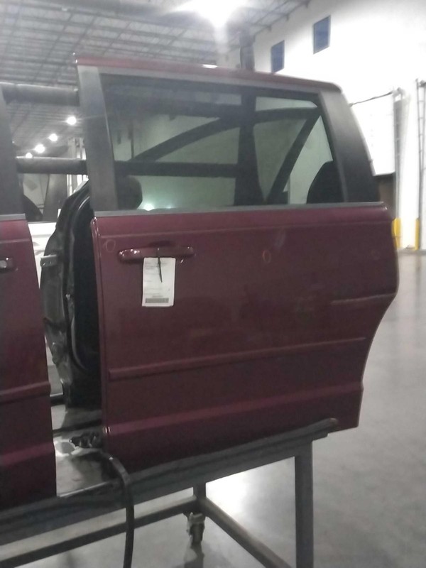Chrysler Town and Country 2008 Left Rear Door RED 290754 5837