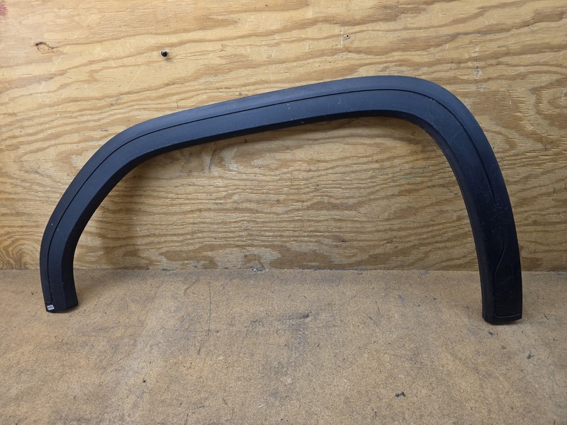 2020 21 22 23 24 2025 GMC Sierra 1500 Front LH Wheel Flare Molding 23396048 OEM