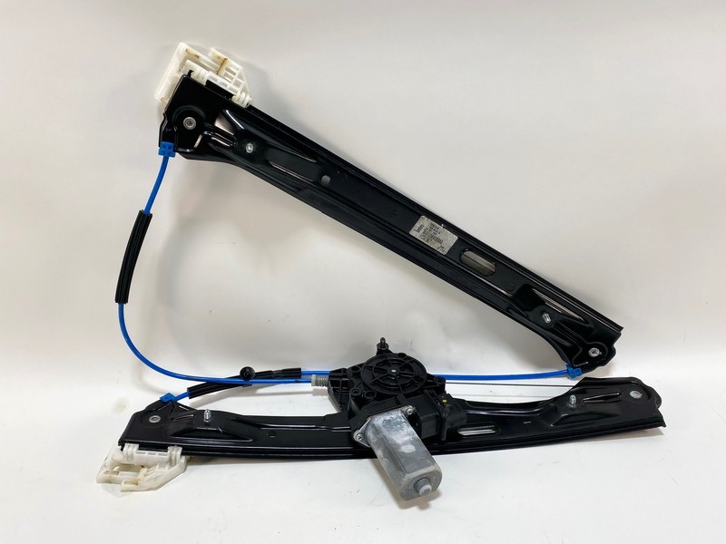 12-18 BMW SERIES 3 328i F30 FRONT RIGHT PASS DOOR WINDOW REGULATOR & MOTOR OEM