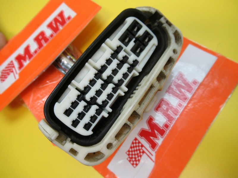 ABS BRAKE PUMP CONTROLLER WIRE PLUG CONNECTOR 44510-20340 for 03 04 05 CELICA GT