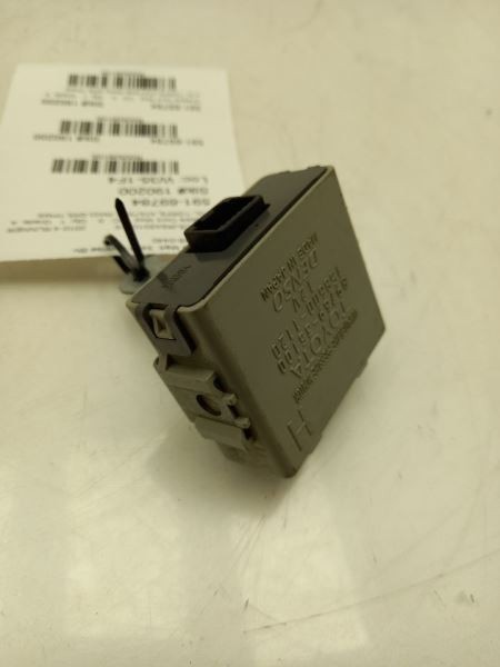 10-19 TOYOTA 4RUNNER SR5 4.0L RWD AT TPMS CONTROL MODULE ECM