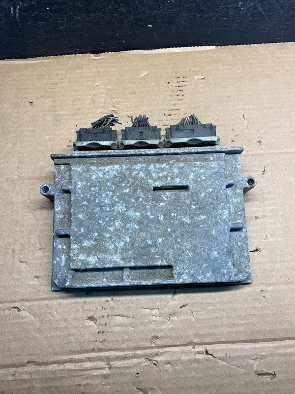 2009 Ford Crown Victoria Engine Control Unit ECU Computer Module ad7625 DG