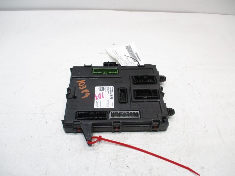18 NISSAN ROGUE BODY CONTROL BOX 46K 2.5L AT AWD -SV- 41297