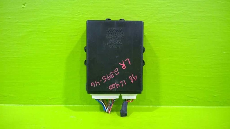 97 98 99 00 LEXUS LS400 4.0L AT LEFT REAR MULTIPLEX DOOR MODULE OEM 2395-46