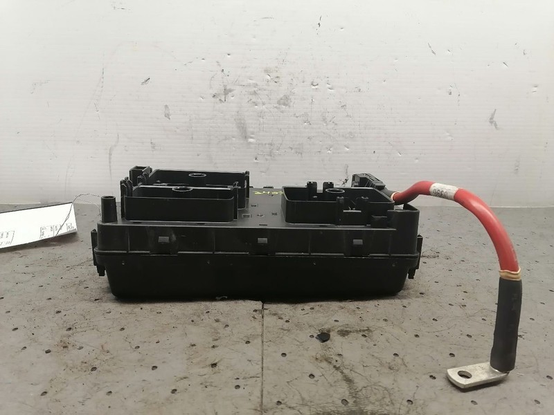 Fuse Box Engine Fits 16-20 IMPALA 1436700