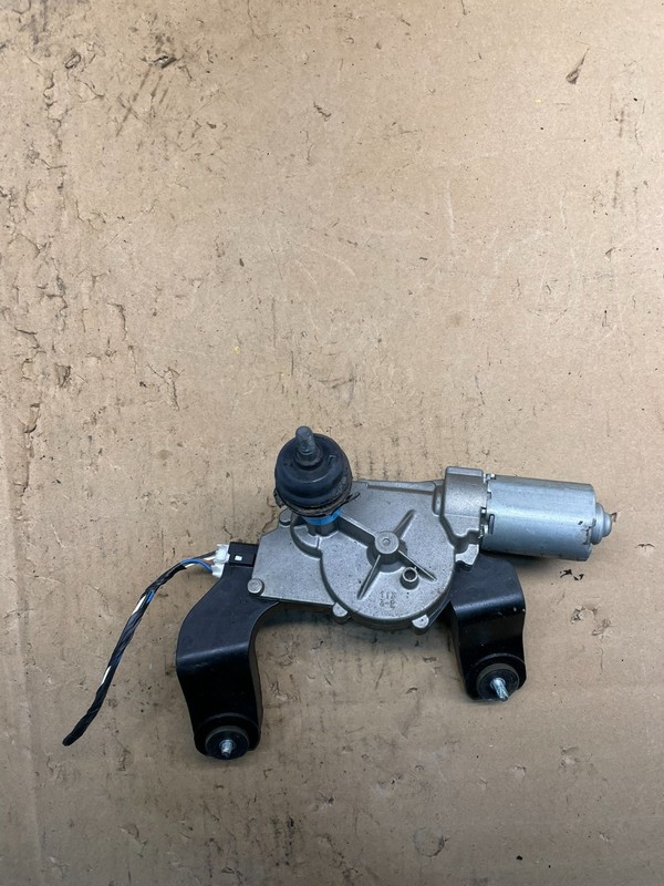 2010 - 2015 Hyundai Tucson Rear Glass Windshield Wiper Motor W6850 DG