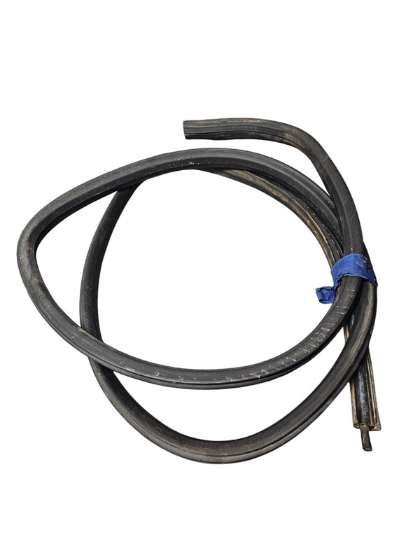 Silverado 2500 Single Cab Passenger Right Door Seal Rubber Molding2007-2013
