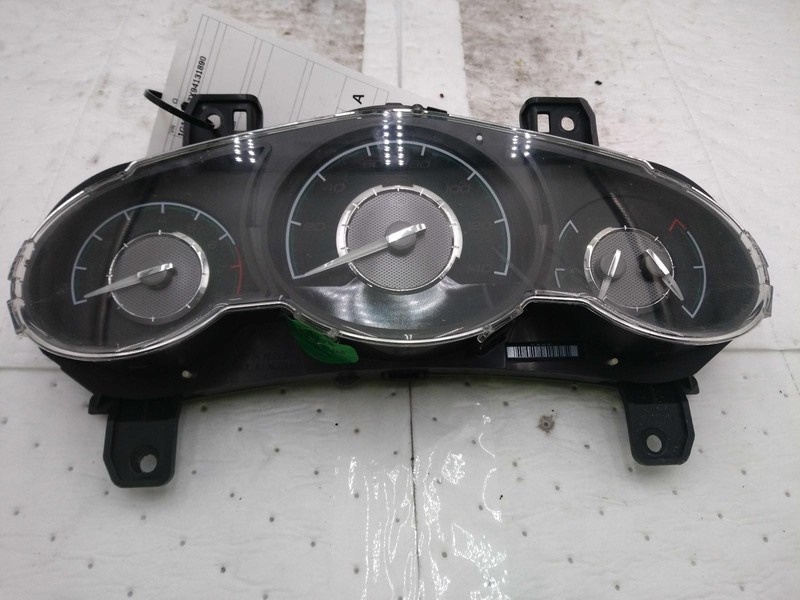 2009 Chevrolet Malibu Speedometer Gauge Black OEM 15883142 86K Miles
