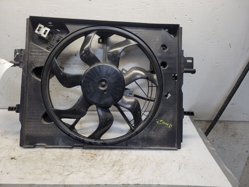 Radiator Fan Motor Assembly Fits 20-25 SENTRA 1676513