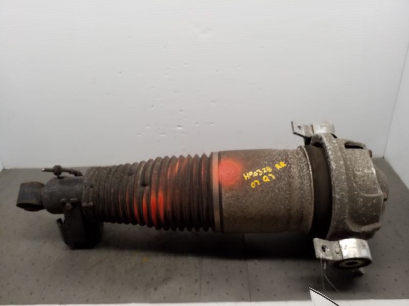 Passenger Right Rear Strut With Air Suspension Fits 07-15 AUDI Q7 676053