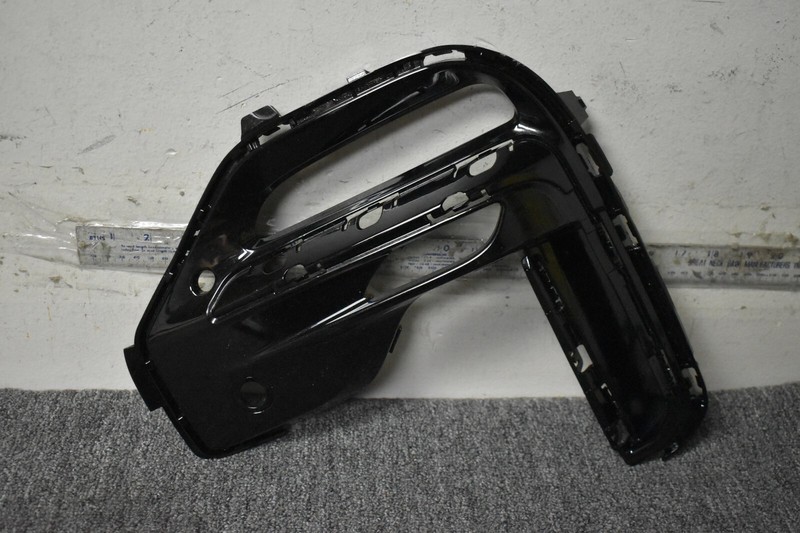 BMW X5 LEFT SIDE FOG LAMP COVER FACTORY OEM